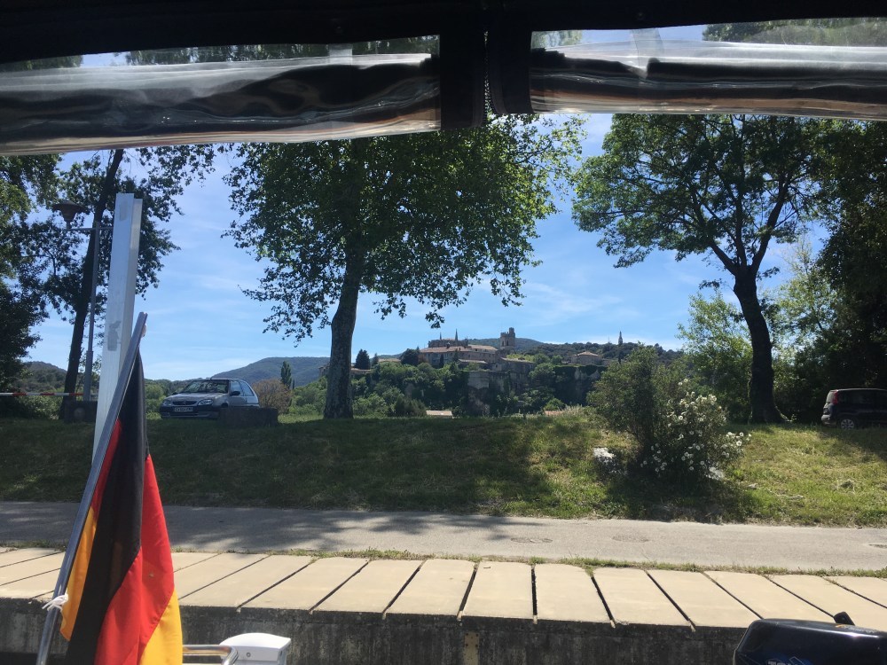 21433146-E033-4DDE-B032-F249E791913D