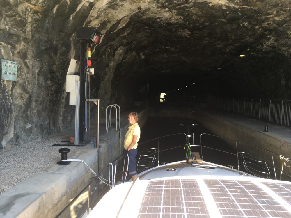 93379A4F-6CD5-4A23-9141-058D0A6CCC90