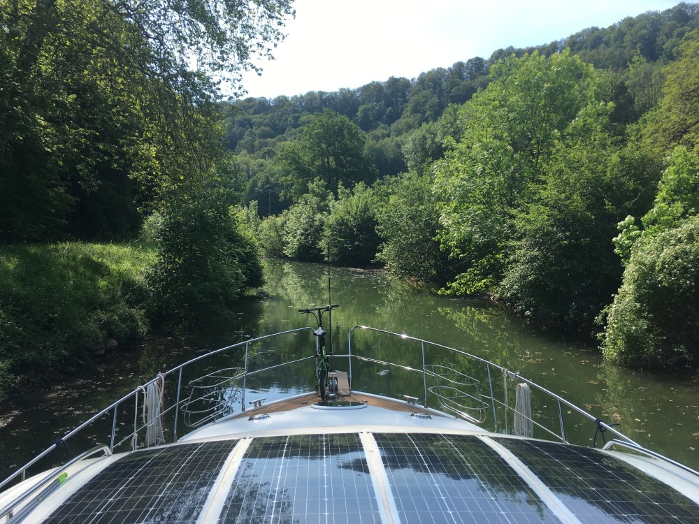 B71E83BD-6BA7-414A-83ED-0E8BFA1AD751